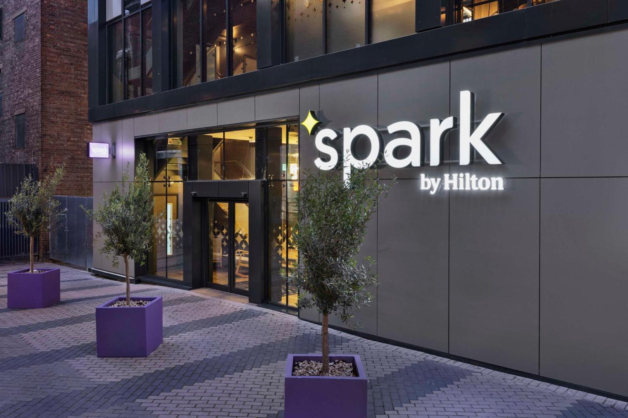 Spark By Hilton London Romford Exterior photo
