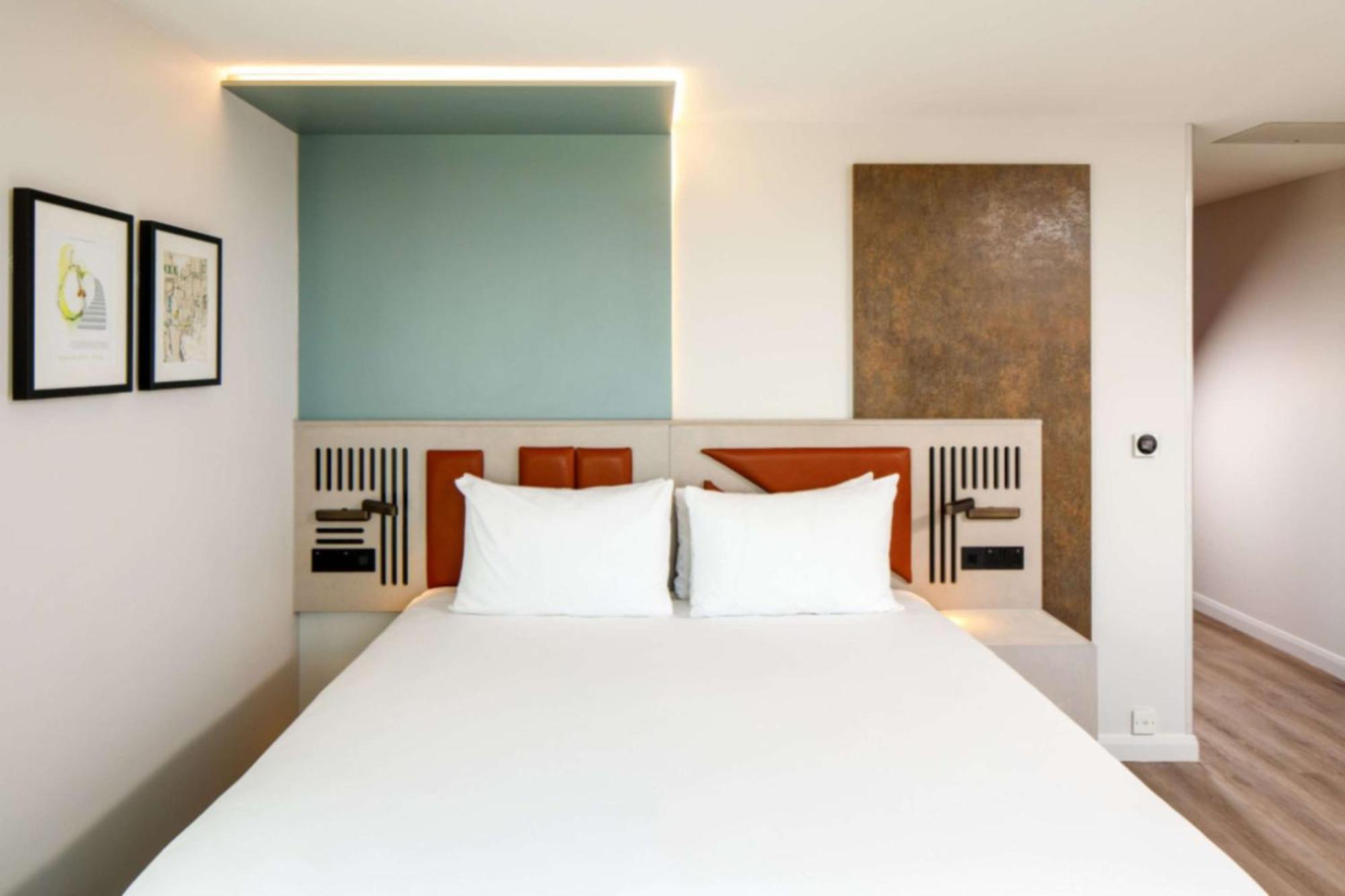 Spark By Hilton London Romford Exterior photo